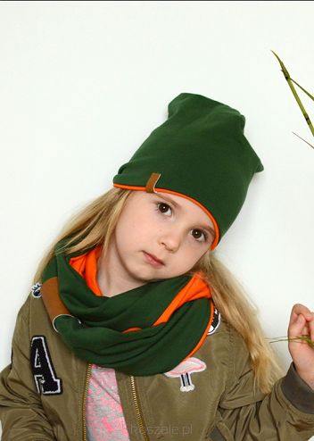 zielony jesienny komplecik dziecięcy, bawełniana czapka i komin