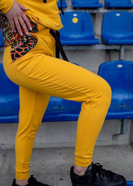 spodnie dresowe żółte